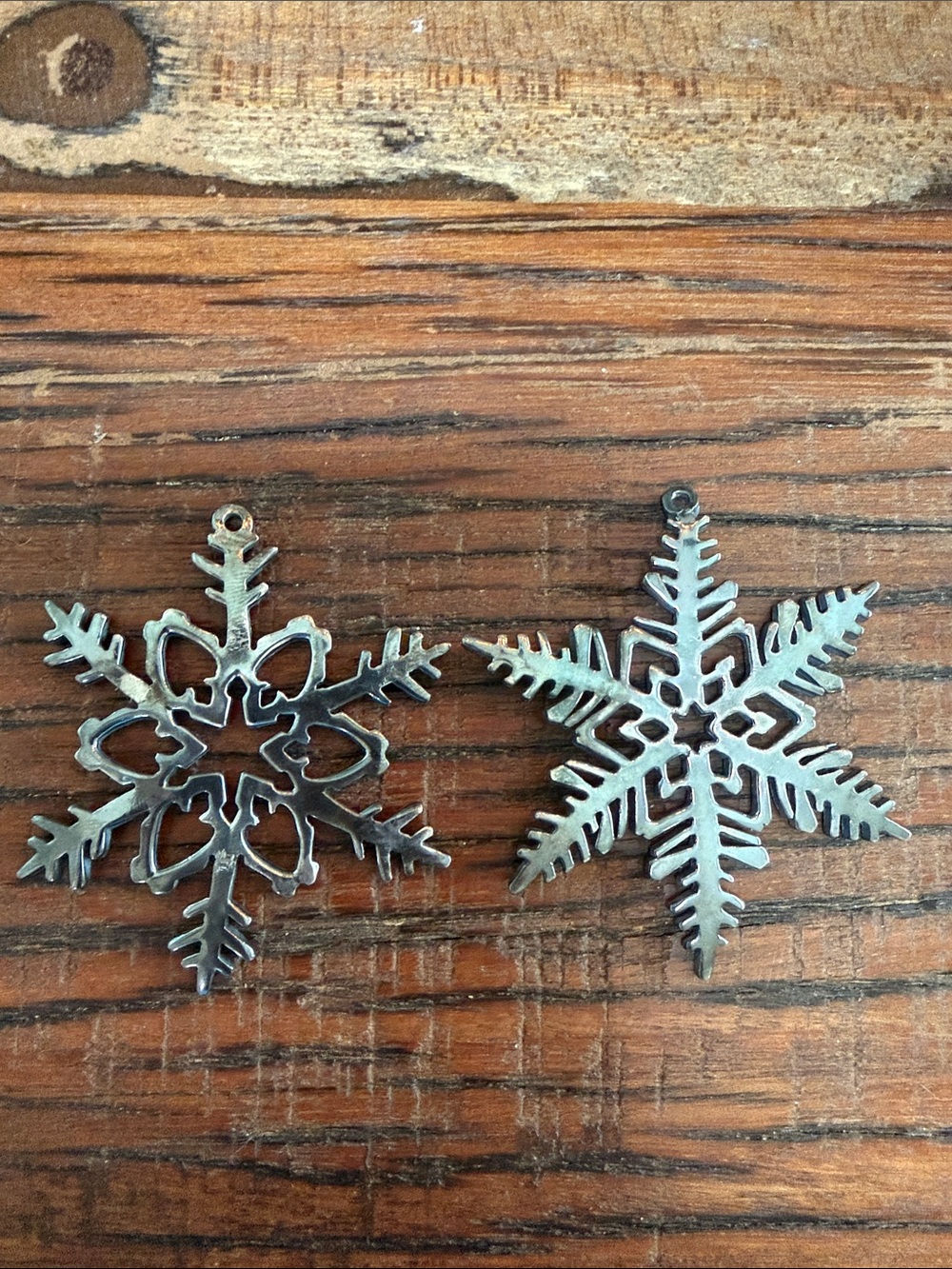 Vintage 1977 Reed & Barton Silver Snowflake Ornaments Set of 2 Christmas